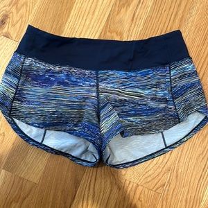 lululemon speed short size 4 multicolor stripped pattern